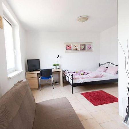 ורוצלב Lucky Apartaments Old Town -Economy מראה חיצוני תמונה