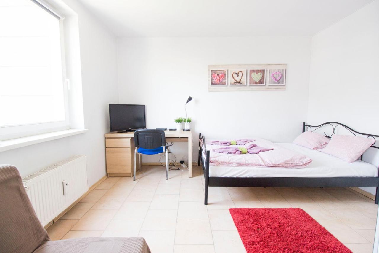 ורוצלב Lucky Apartaments Old Town -Economy מראה חיצוני תמונה