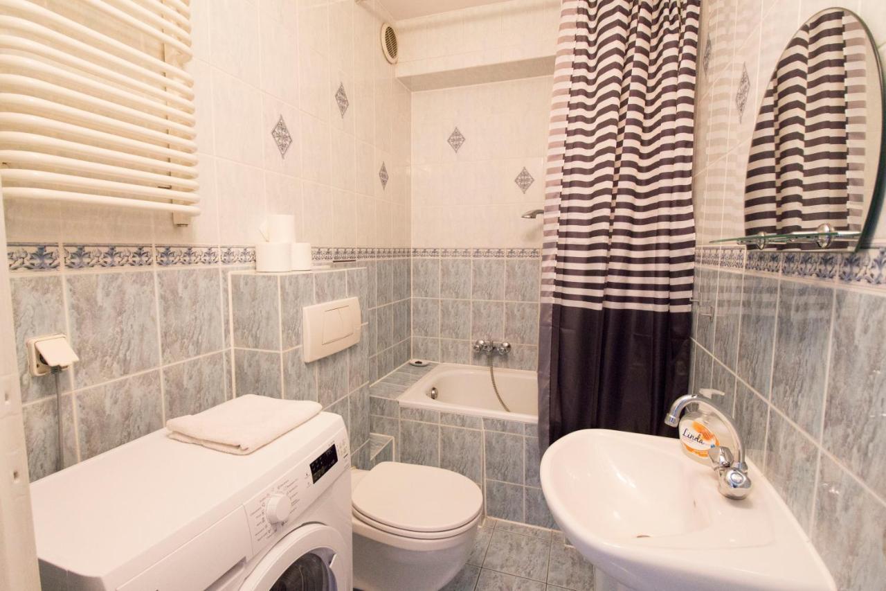 ורוצלב Lucky Apartaments Old Town -Economy מראה חיצוני תמונה